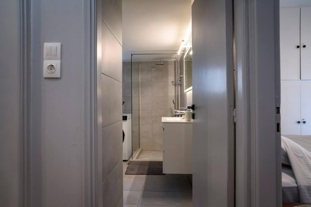 Seaview Orchid 2 Bed Elegance Apartment Athens Exterior photo
